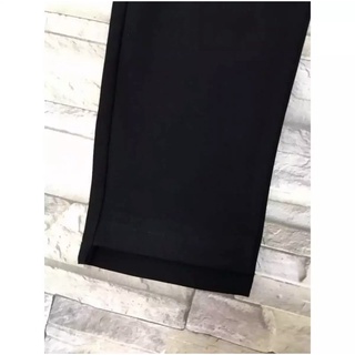 Quần baggy lệch gấu