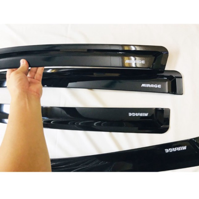 Vè Mưa Đen Mitsubishi Mirage