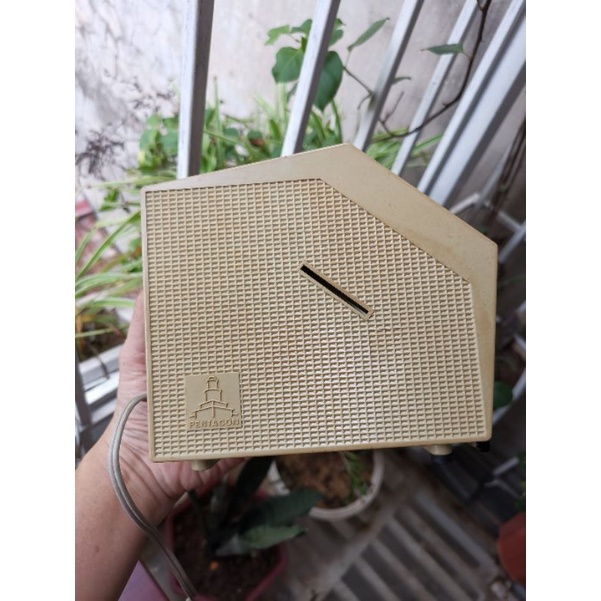 Máy chiếu xem ảnh film dương bản Pentacon của Đức