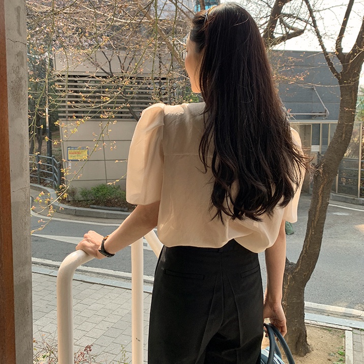 Áo Sơ Mi Tay Phồng Cổ Búp Bê Màu Trơn Dáng Rộng Dễ Phối Đồ Thời Trang Mùa Hè Cho Nữ