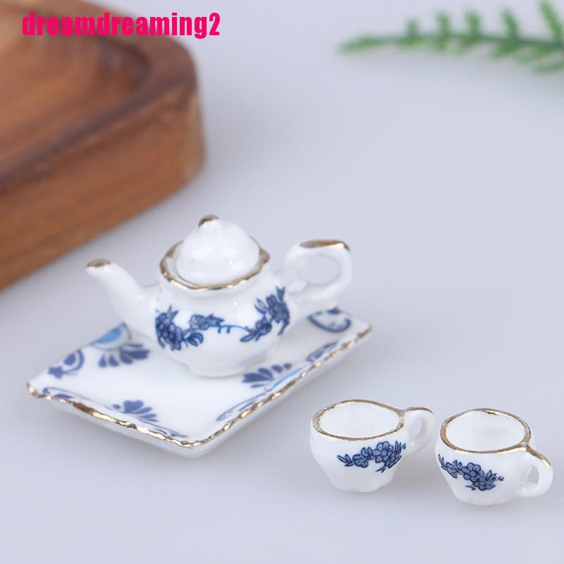 Ấm Trà Họa Tiết Hoa Xanh Dương Dùng Trang Trí Búp Bê