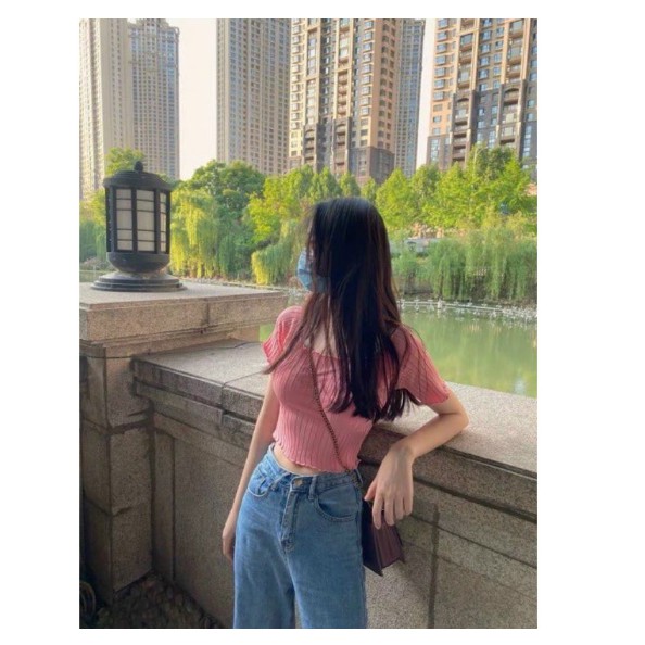 THF ÁO CROPTOP TRỄ VAI LEN GÂN  A18