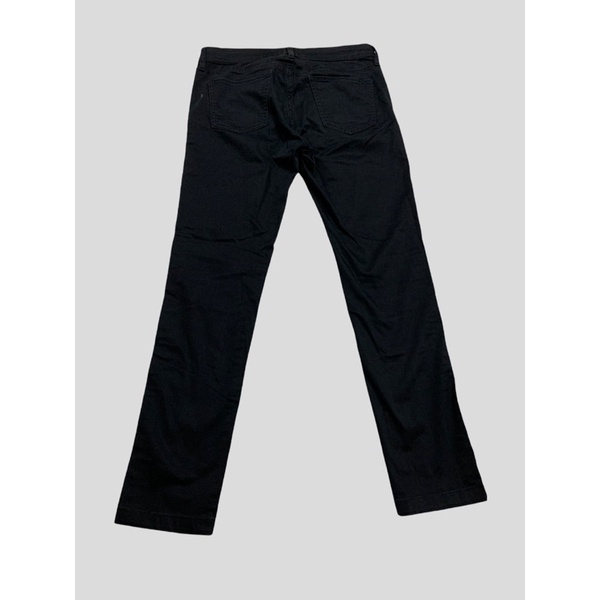 Quần kaki đen Uniqlo secondhand