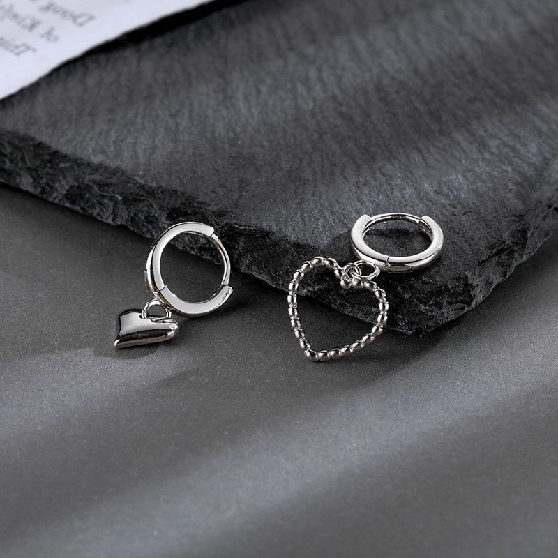 Khuyên tai bạc hình trái tim rỗng không đối xứng phong cách Hàn Quốc cổ điển sáng tạo thời trang cho nữ