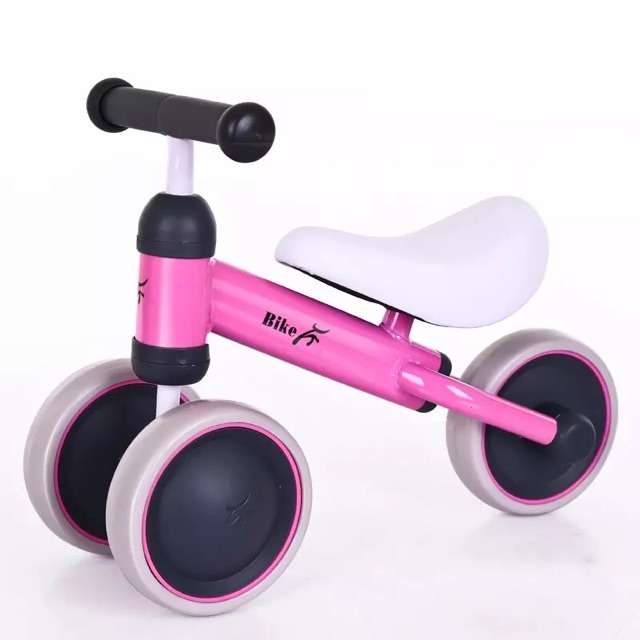 Xe cân bằng cho bé 1-2 tuổi