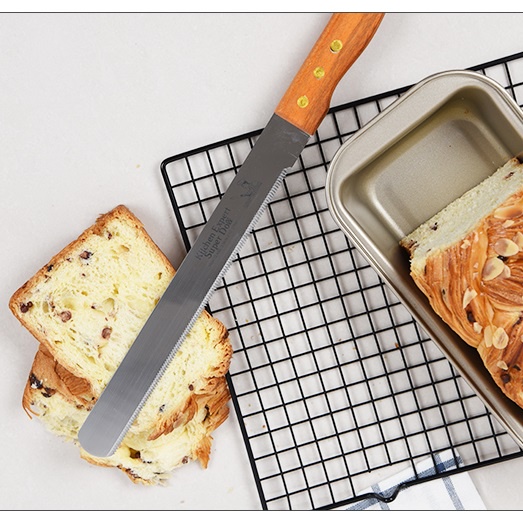 Dao Cắt Bánh Mì Răng Cưa Cắt Sanwich Dụng Cụ Làm Bánh Kem Sinh Nhật Cán Gỗ Lưỡi Thép Không Gỉ 12 Inch - DAOCATBANH12