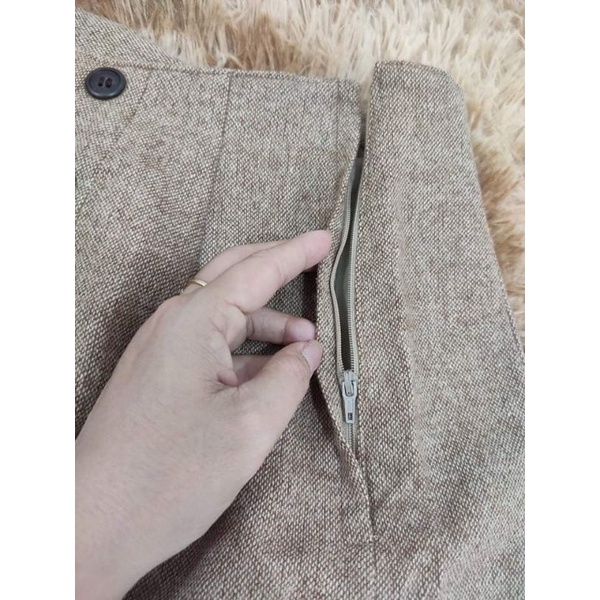 Chân váy nâu tây dáng dài xẻ tà siêu xinh