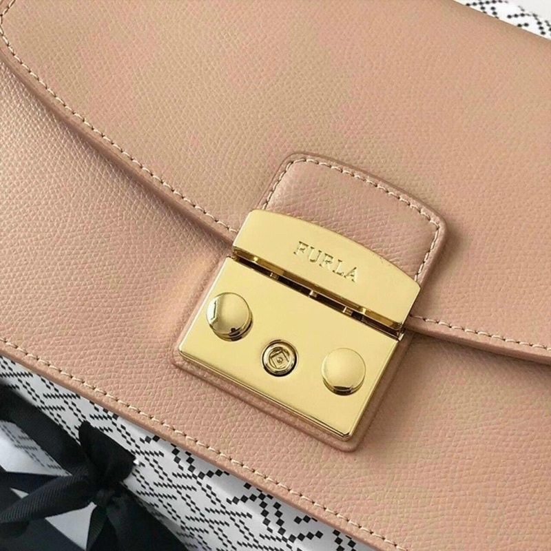 Túi Furla metropolish