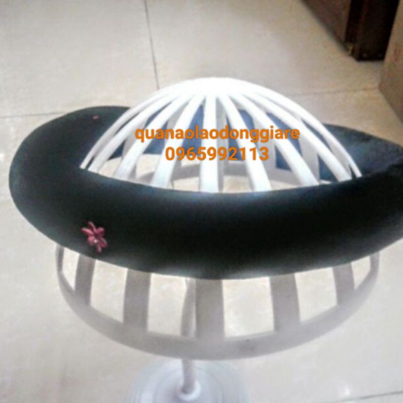 Mấn nhung đội đầu cho bà cho mẹ