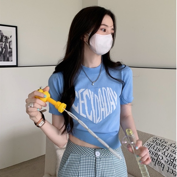 Áo Thun Dệt Kim Ngắn Tay Ôm Dáng In Chữ Và Trái Tim Thời Trang Phong Cách Hàn Quốc Cho Nữ