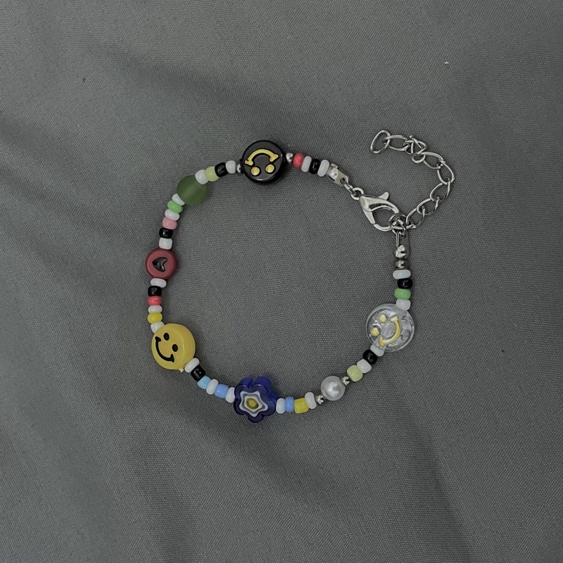 Vòng tay phối charm