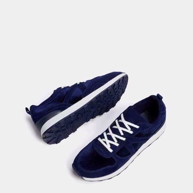 Giày Thể thao Bershka
