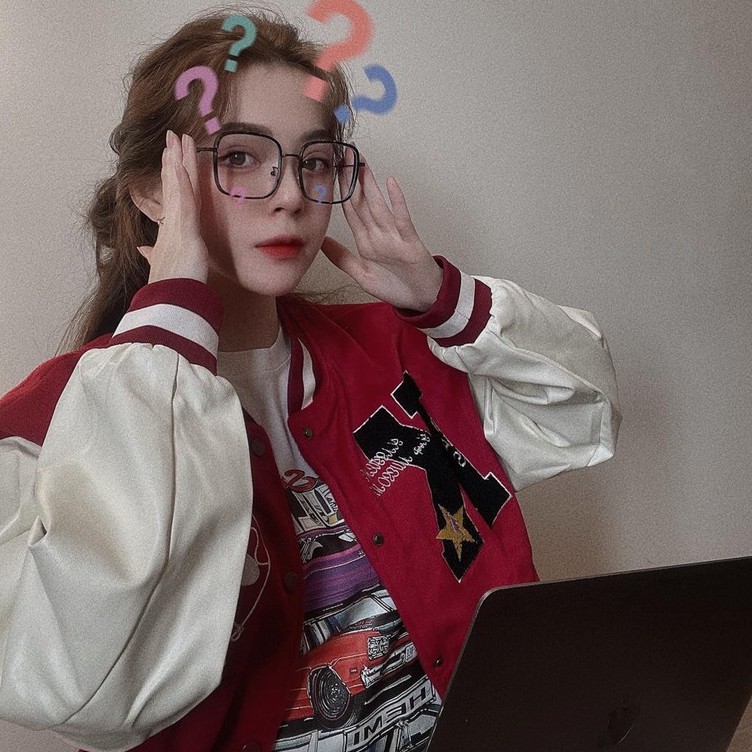 Áo khoác bò túi hộp thêu chữ nổi bật | BigBuy360 - bigbuy360.vn