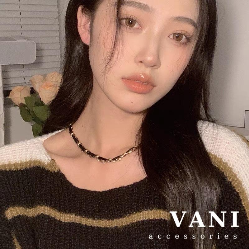 Vòng Cổ Da Phối Xích Trơn - Vani Store - TS000671