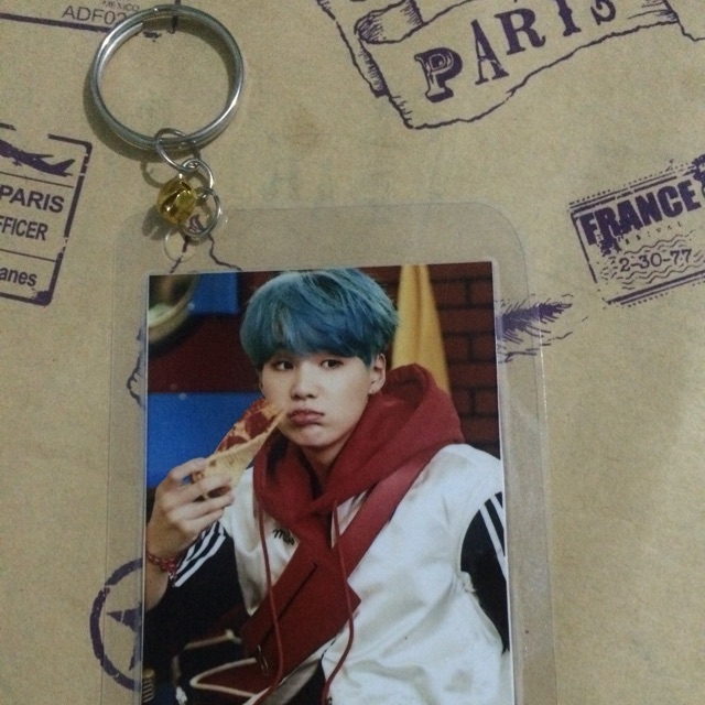 Móc khoá hình BTS