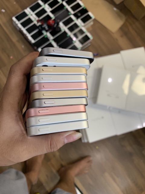 Điện thoại iphone SE 2016 ( 5SE ) 64/32gb/16 cấu hình iphone 6s giá tốt / Hỗ trợ bảo hành 1 đổi 1 toàn quốc | BigBuy360 - bigbuy360.vn