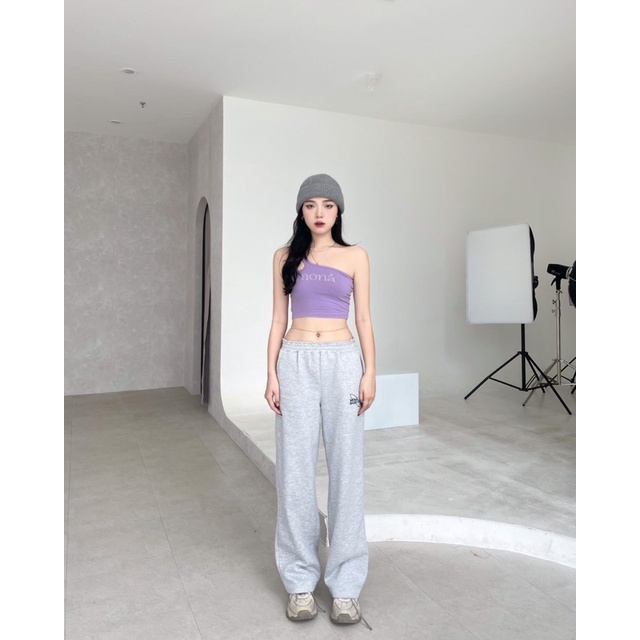 Áo croptop ba lỗ MONÁ - ROCKY