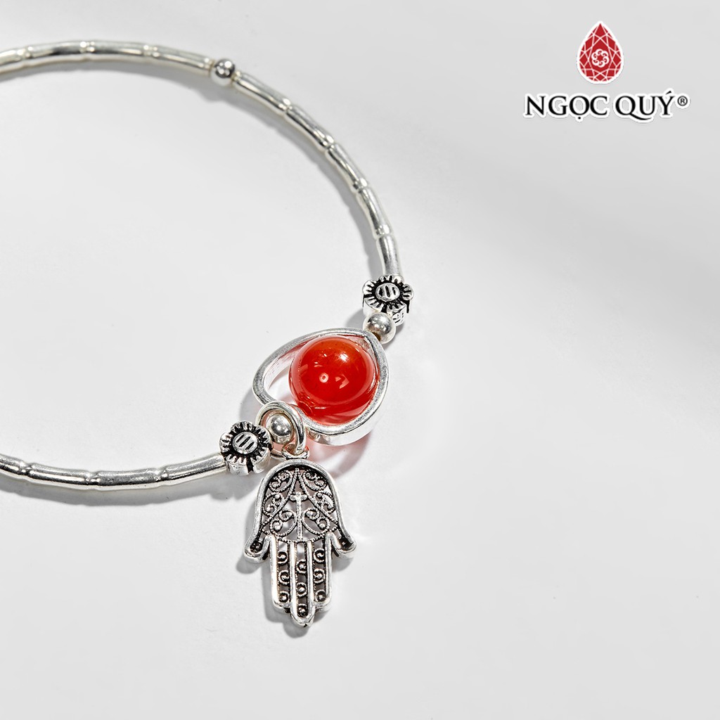 Vòng Tay Bạc 1 Hạt Đá Mã Não Đỏ Phối Charm Bàn Tay Hamsa Bạc - Ngọc Quý