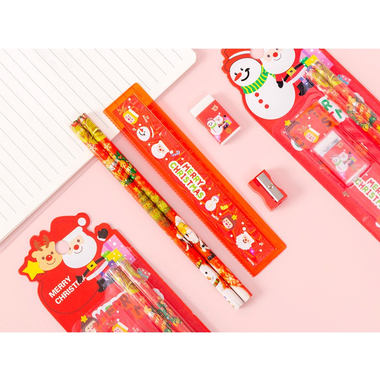Quà tặng Noel bộ dụng cụ học tập 5 món dành cho bé