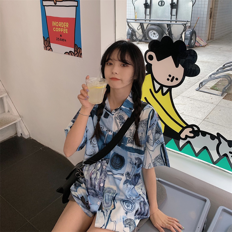 Áo sơ mi SUXI tay ngắn dáng rộng in họa tiết phong cách cổ điển cho nữ