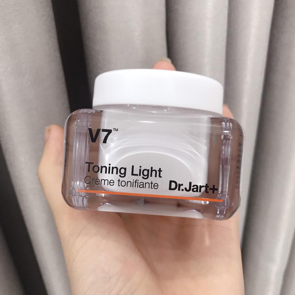 [AUTHENTIC] Kem dưỡng V7 Toning Light  (Mẫu Mới) Full Size 50ml | BigBuy360 - bigbuy360.vn