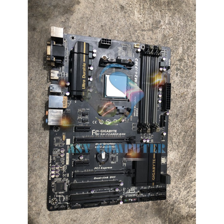 Combo mainboard gigabyte GA-F2A88X-D3H socket Fm2+, AMD X4 845 3.5Ghz  socket fm2