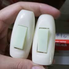 Công tắc quả nhót Sopoka-nhỏ gọn nhưng an toàn