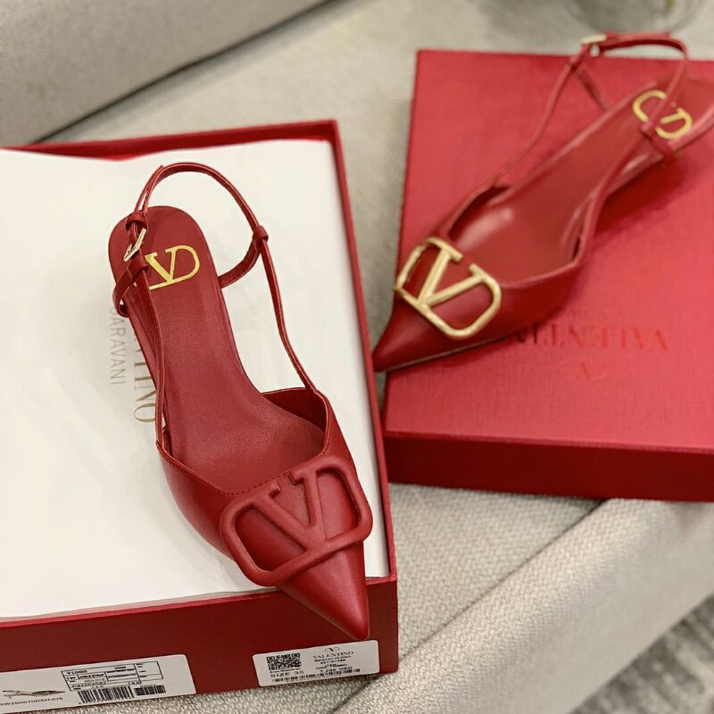 Guốc valentino da thật có quai cao cấp