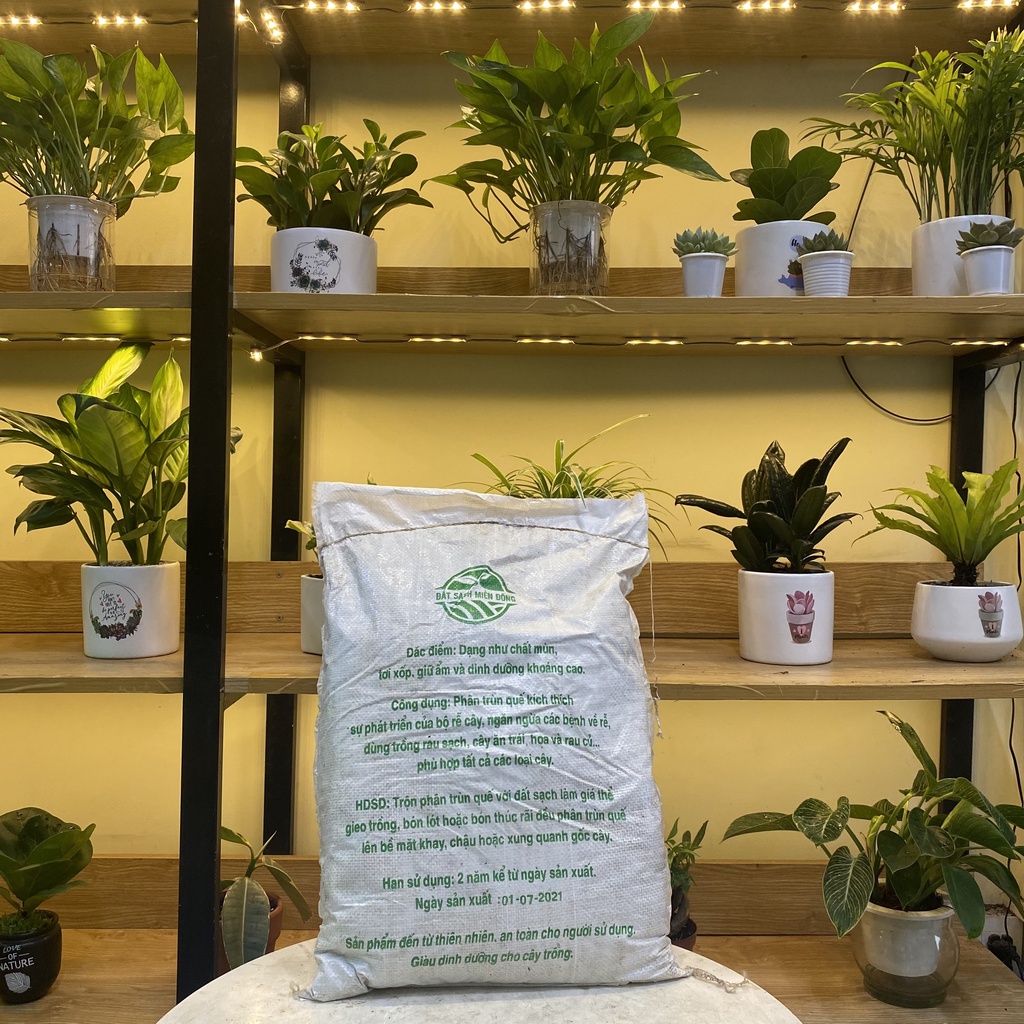 Phân Trùn Quế Nguyên Chất 100%, đã  được xử lý tạp chất và đóng bao tiện dụng 10kg