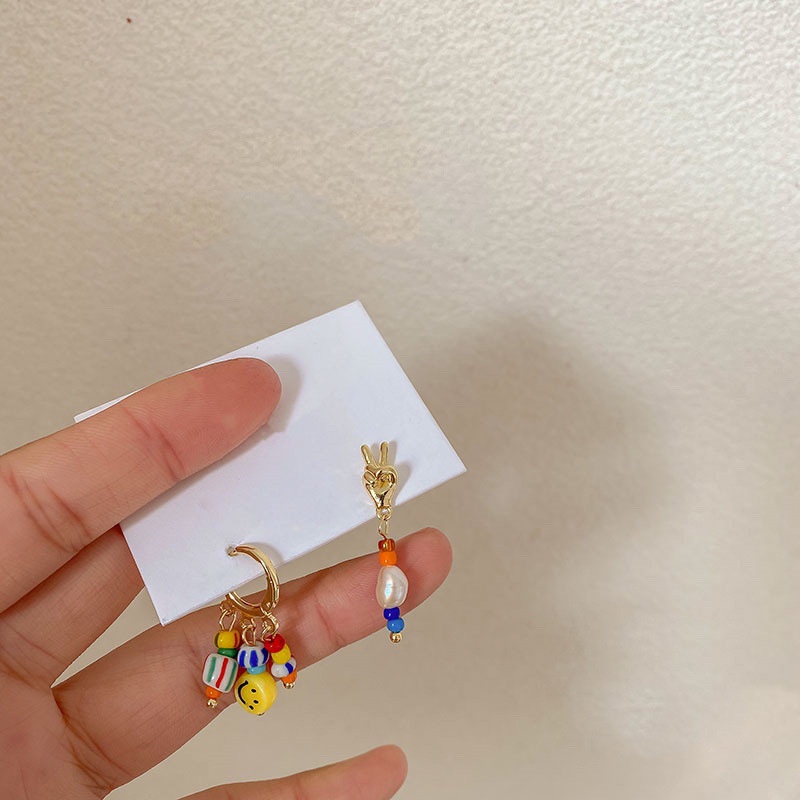 Bông Tai Xỏ Hạt Hình Mặt Cười Đơn Giản Dễ Thương Dành Cho Nữ