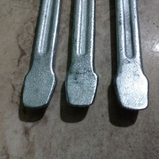 Bộ móc lốp xe máy MEINFA. (3 chiếc)