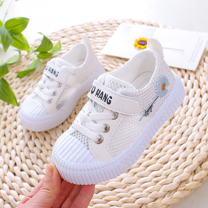 sandal trẻ emgiày sục cho bé❄❖Giày bé gái mặt lưới 2020 nam nữ xuân hè, thể thao trẻ em, đơn em 1-6 tuổi trắng