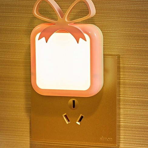 [Voucher &amp; Dịch vụ] Đèn ngủ cảm ứng tự động tắt mở nhiều mẫu dễ thương