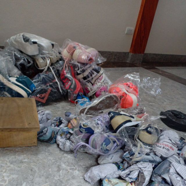 Giầy secondhand Huế