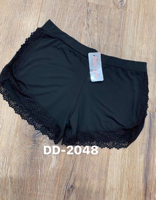 [Mã 12FASHIONSALE1 giảm 10K đơn 50K] Quần đùi váy đúc thông hơi ren 2048 hiệu sisterhood | BigBuy360 - bigbuy360.vn