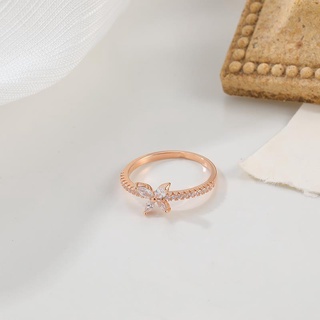 Korean style diamond engagement ring