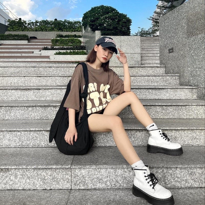 ÁO FRIENDS NÂU FORM RỘNG UNISEX