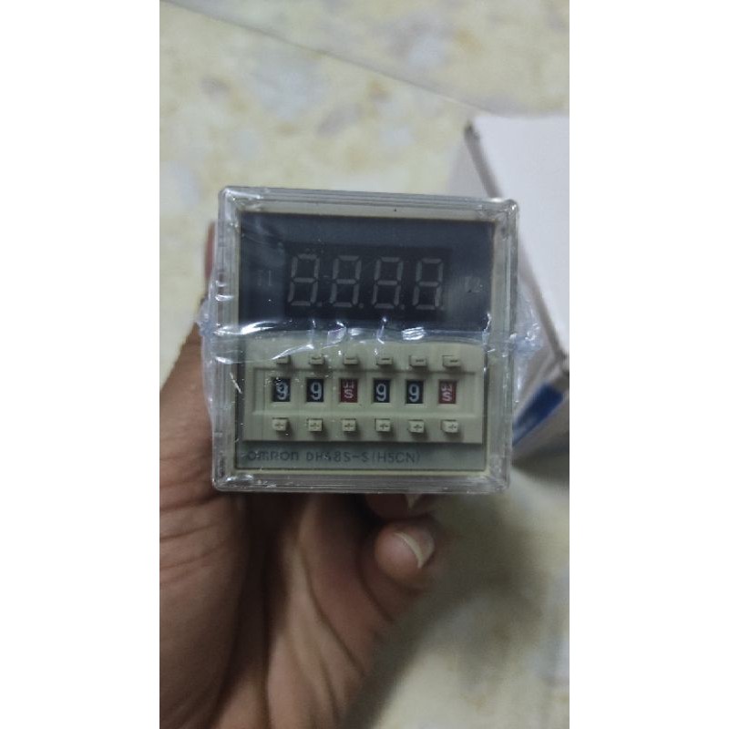 Timer dh48ss đảo chiều (gồm chân đế ) omron