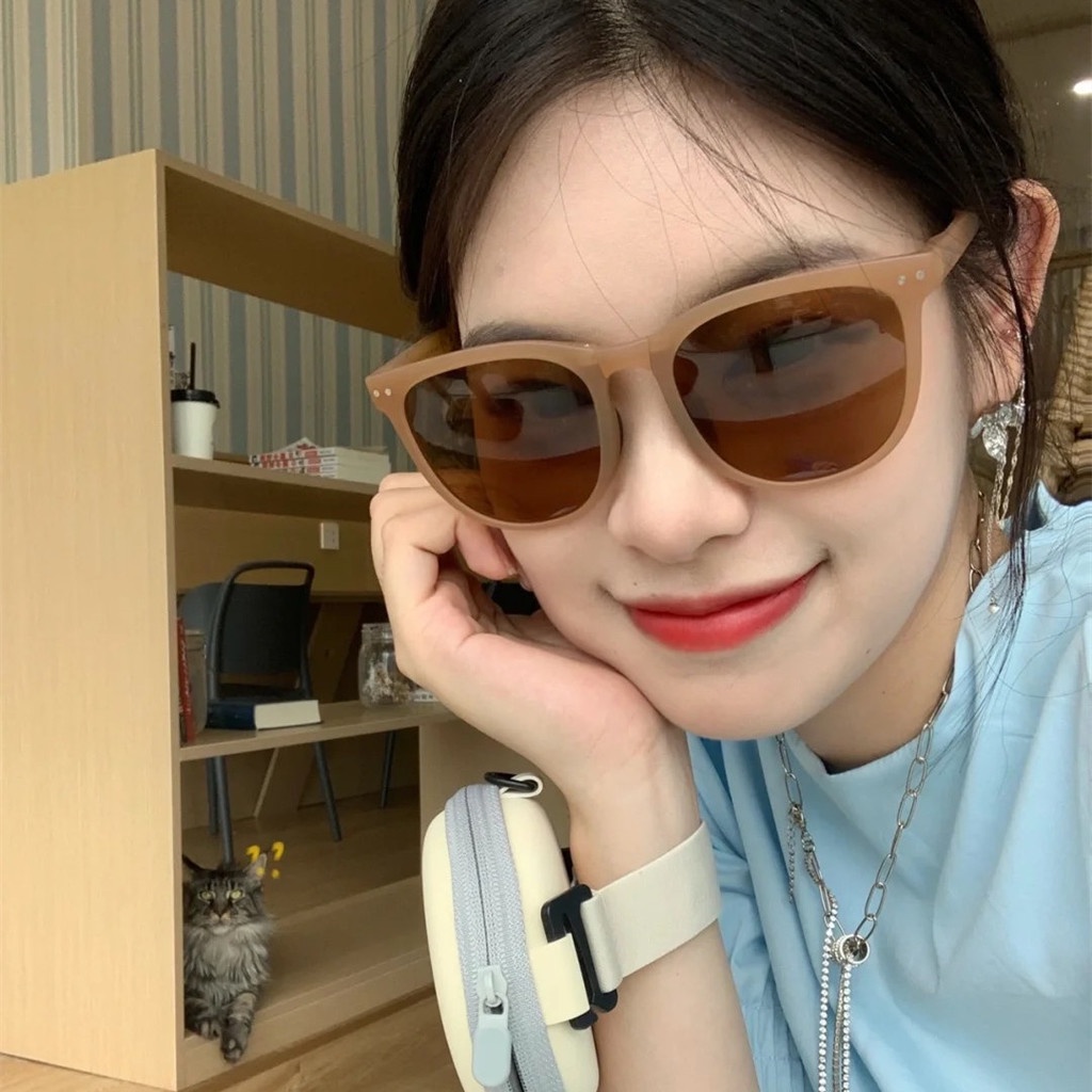 Kính Mát Màu Nâu Phong Cách Hàn Quốc