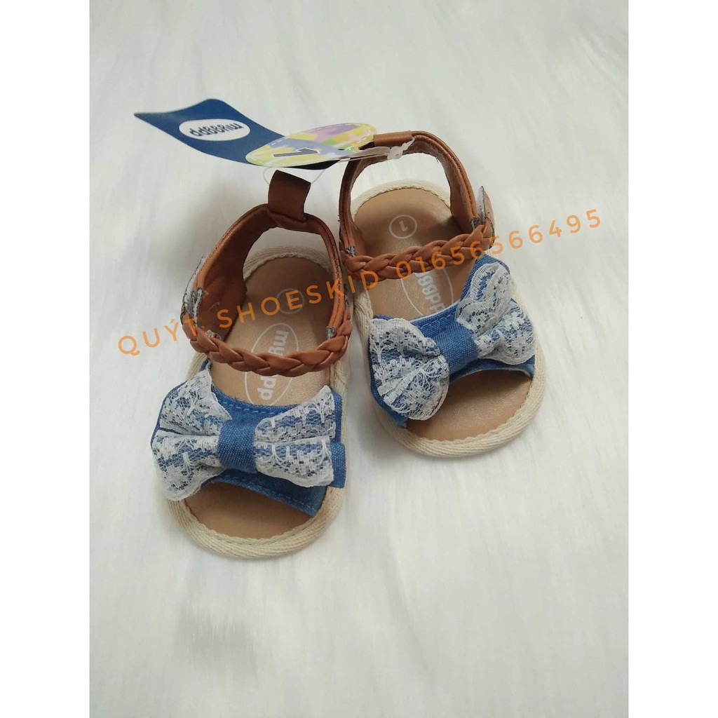 sandal tập đi bé gái