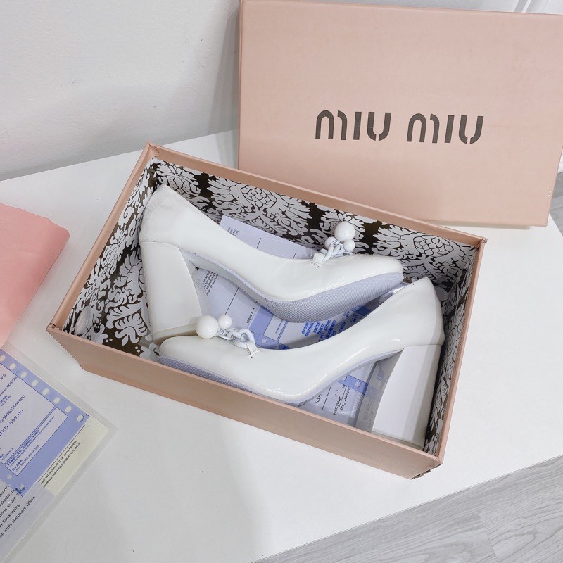 Giày Mi.u Mi.u gót trụ 9f, tag xích hot hit