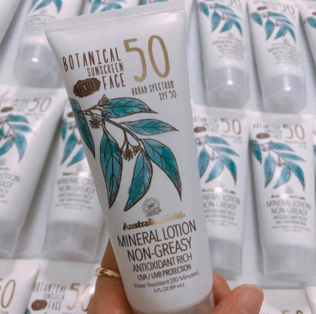 Kem chống nắng 🌤Australian Gold Botanical SPF 50 Tinted Face Sunscreen | BigBuy360 - bigbuy360.vn