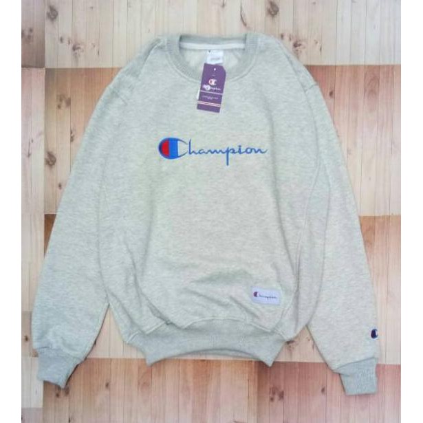 Áo Sweater Màu Đen In Chữ Champion Cá Tính