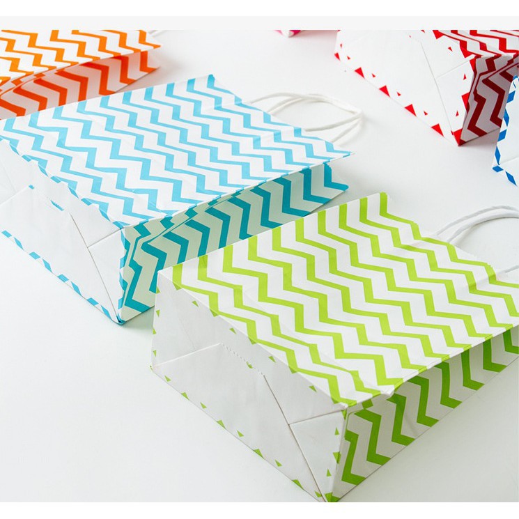 [Hàng mới] Túi giấy đựng quà ziczac