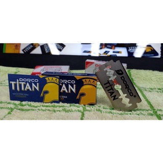 Dao lam Dorco Titan 100 lưỡi(10 hộp nhỏ)