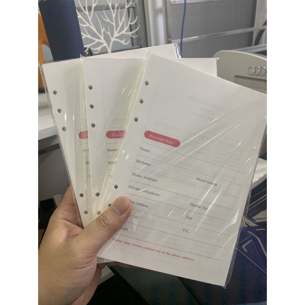 Lỗi sổ còng a5. Lõi sổ a5 dùng cho sổ bìa da đa năng tích hợp sạc dự phòng. Dùng thay thế khi viết hết .