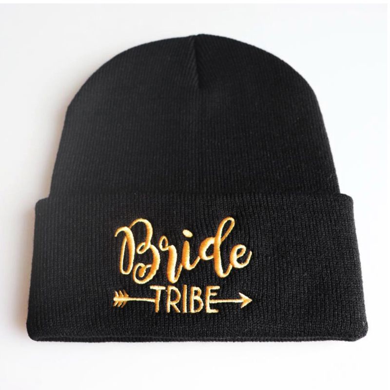 Mũ Dệt Kim Thêu Họa Tiết Màu Vàng Thời Trang Mùa Đông Cho Nữ