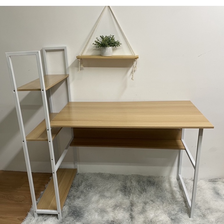 Bàn học tập, bàn làm việc thiết kế mặt bàn uốn cong liền giá sách 4 tầng sắt sơn tĩnh điện hiện đại, lắp ráp dễ dàng.