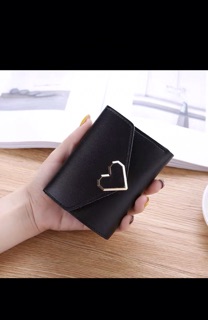 Ví nữ ngắn trái tim