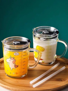 Cốc thuỷ tinh chia vạch